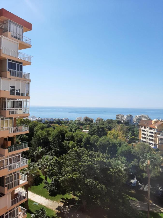 דירות Sea View In בנאלמדנה מראה חיצוני תמונה